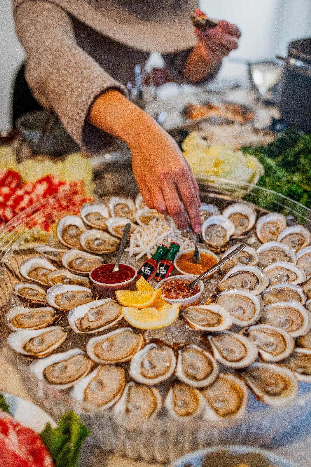 SHUCKED UP OYSTER TRAY 50 pc The Shuck Truck